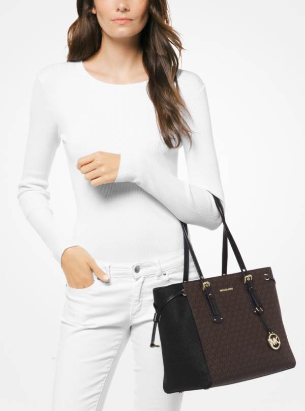 Damske Prenosná Taška Michael Kors Voyager Medium Logo Hnede - Kabelky Michael Kors Slevy | GAUIJ-7691
